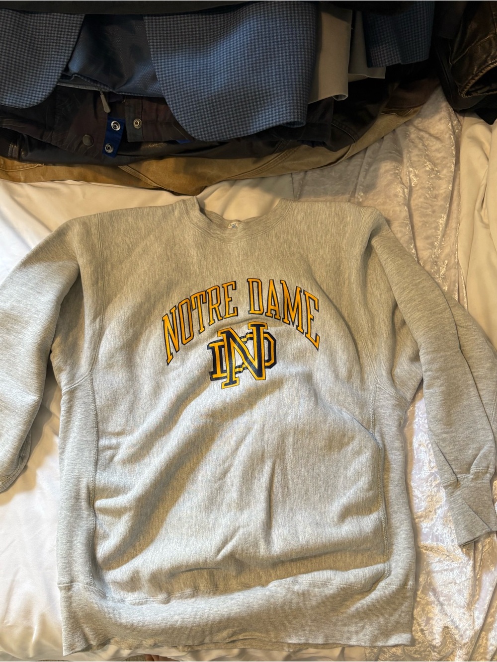 Vintage 90s Champion Gray Notre Dame Crewneck Sweatshirt with Yellow & Navy Logo